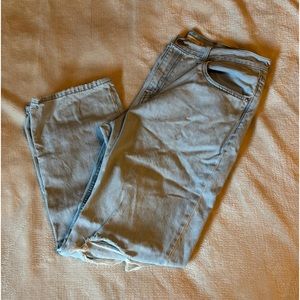 Levi’s 90’s Baggy Jeans